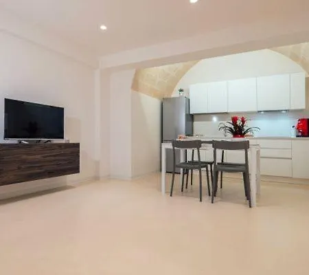 招待所 I Lamioni - & 4*